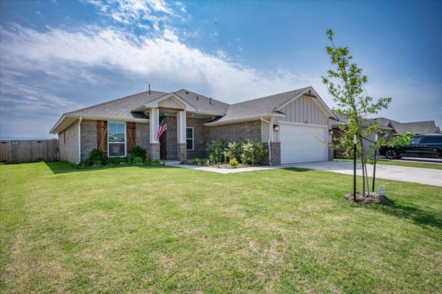 1712 Bloomington Court, Newcastle, OK 73065