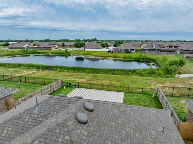 1712 Bloomington Court, Newcastle, OK 73065