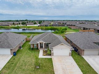1712 Bloomington Court, Newcastle, OK 73065
