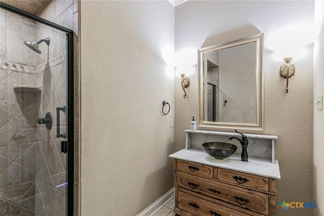 101 Crescent Mesa, Belton, TX 76513