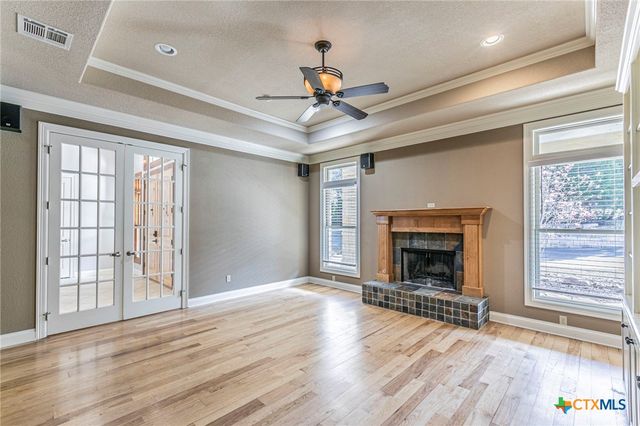 101 Crescent Mesa, Belton, TX 76513