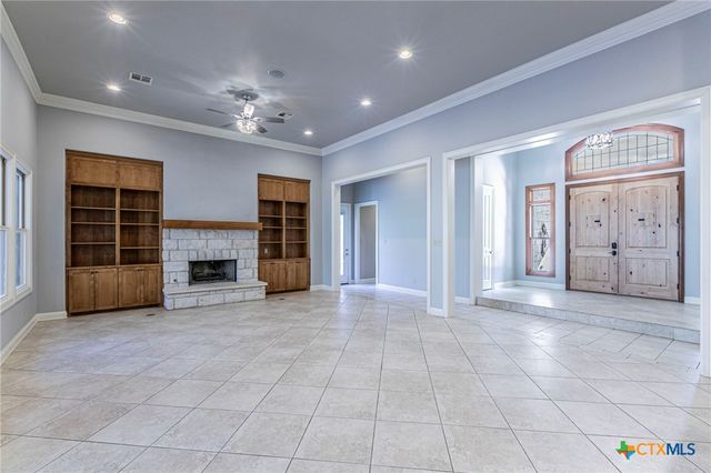 101 Crescent Mesa, Belton, TX 76513