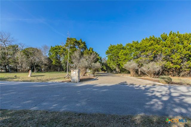 101 Crescent Mesa, Belton, TX 76513