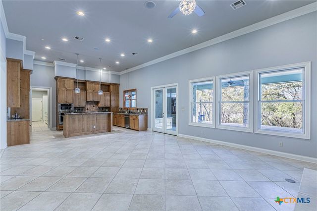 101 Crescent Mesa, Belton, TX 76513