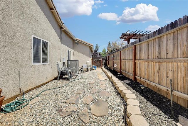210 Wyatt Court, Lincoln, CA 95648
