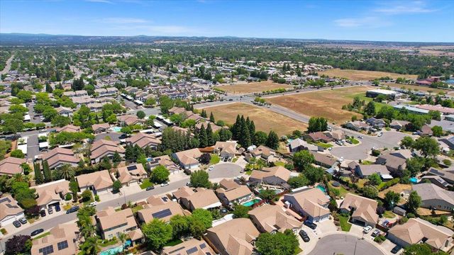 210 Wyatt Court, Lincoln, CA 95648