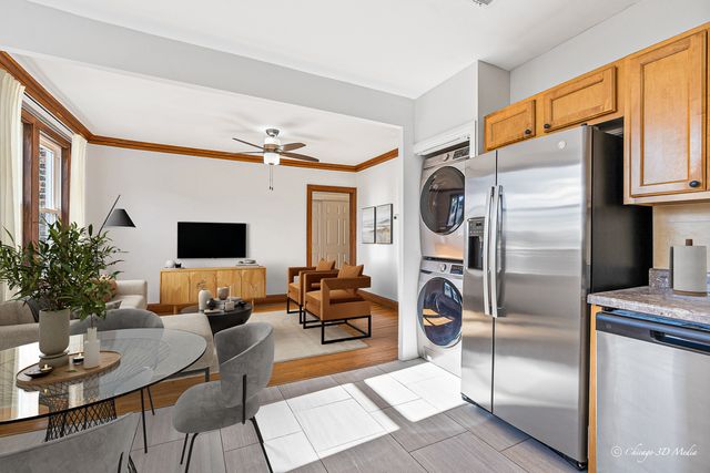 4309 W Roscoe Street 2, Chicago, IL 60641