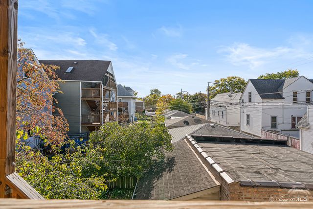 4309 W Roscoe Street 2, Chicago, IL 60641