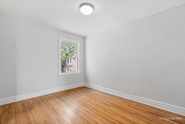 4309 W Roscoe Street 2, Chicago, IL 60641