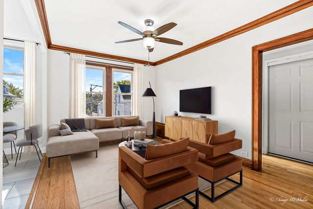 4309 W Roscoe Street 2, Chicago, IL 60641