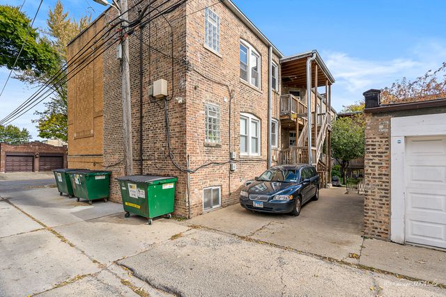 4309 W Roscoe Street 2, Chicago, IL 60641