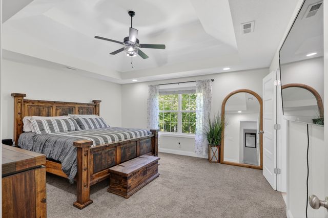 1333 Morning Star Dr, Clarksville, TN 37042