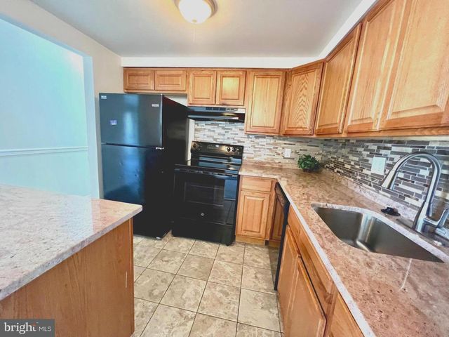 10137 PRINCE PL #401-6B, Upper Marlboro, MD 20774