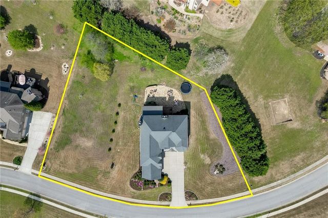 4612 Grandview Parkway, Flowery Branch, GA 30542