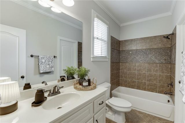 4612 Grandview Parkway, Flowery Branch, GA 30542