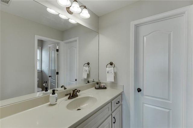 4612 Grandview Parkway, Flowery Branch, GA 30542