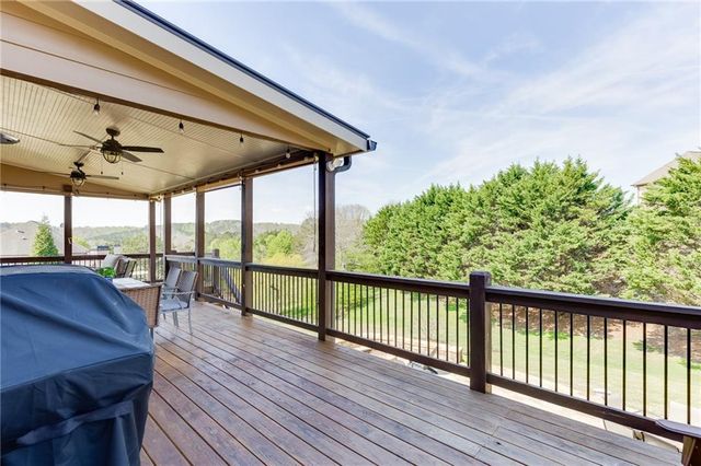 4612 Grandview Parkway, Flowery Branch, GA 30542