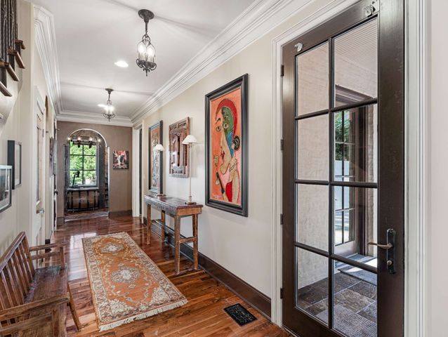 3807 Harding Pl, Nashville, TN 37215