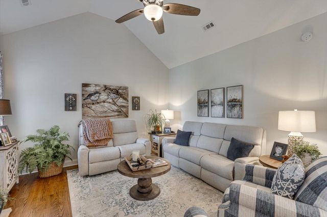 8674 Kennerly Court, Ooltewah, TN 37363