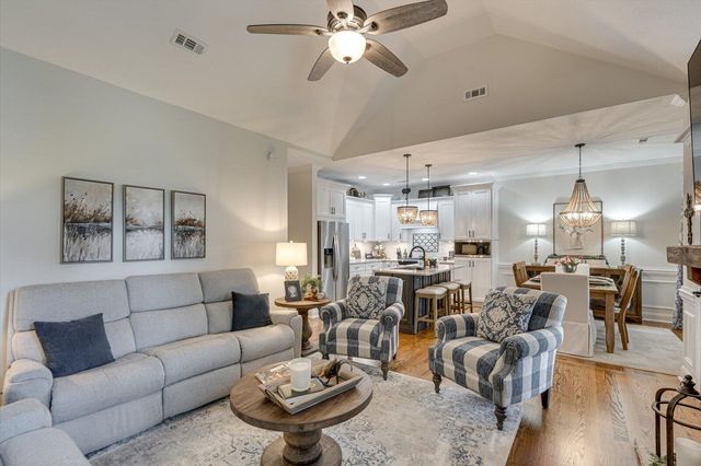 8674 Kennerly Court, Ooltewah, TN 37363