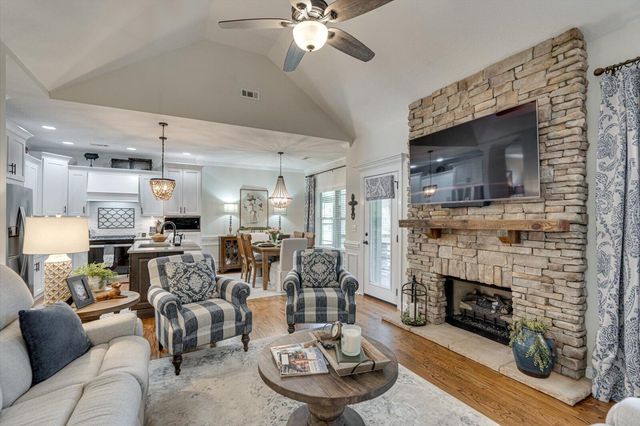 8674 Kennerly Court, Ooltewah, TN 37363