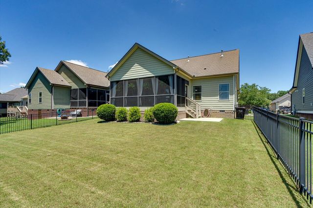 8674 Kennerly Court, Ooltewah, TN 37363
