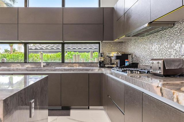 3367 NE 168th Street __, North Miami Beach, FL 33160