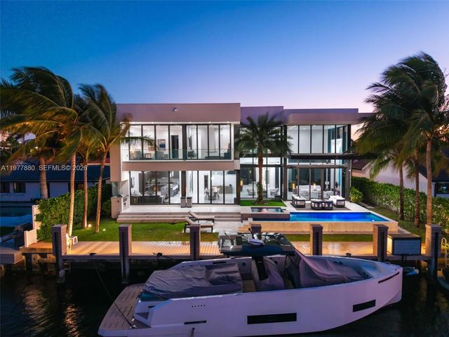 3367 NE 168th Street __, North Miami Beach, FL 33160