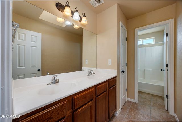 11313 CATTLE RANCH Street, El Paso, TX 79934