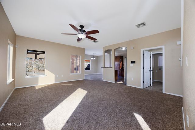 11313 CATTLE RANCH Street, El Paso, TX 79934