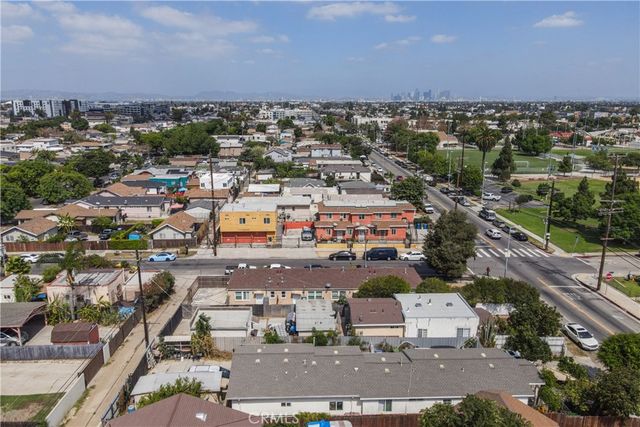 706 W 90th, Los Angeles, CA 90044