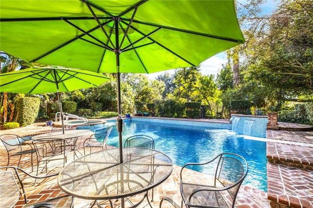 16280 Whispering Spur Street, Riverside, CA 92504