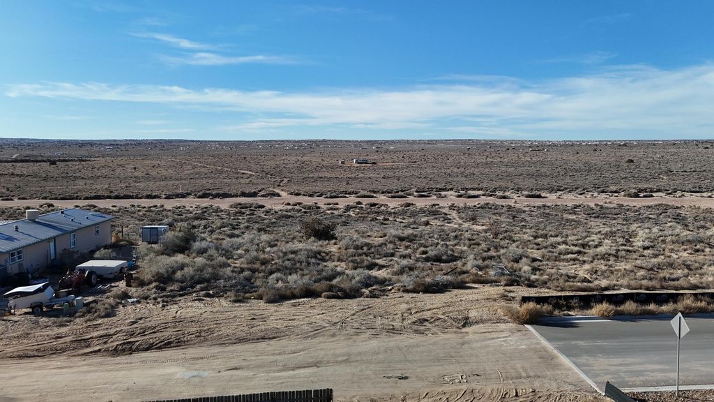 101 Hondo Road SW, Rio Rancho, NM 87124