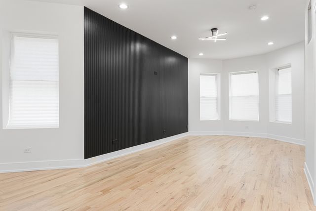 6627 S Saint Lawrence Avenue, Chicago, IL 60637