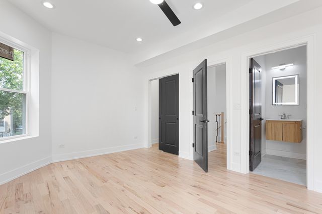 6627 S Saint Lawrence Avenue, Chicago, IL 60637