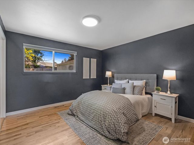 18014 110th Place SE, Renton, WA 98055
