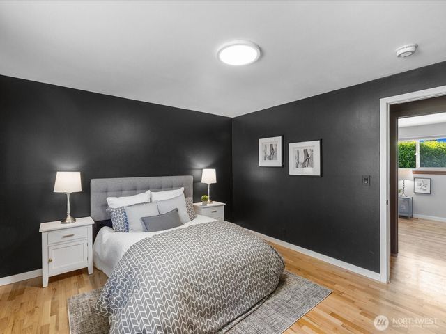 18014 110th Place SE, Renton, WA 98055