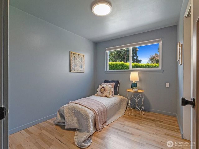 18014 110th Place SE, Renton, WA 98055