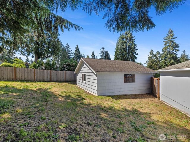 18014 110th Place SE, Renton, WA 98055