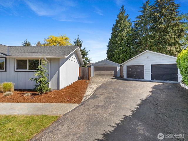 18014 110th Place SE, Renton, WA 98055