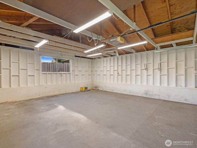 18014 110th Place SE, Renton, WA 98055