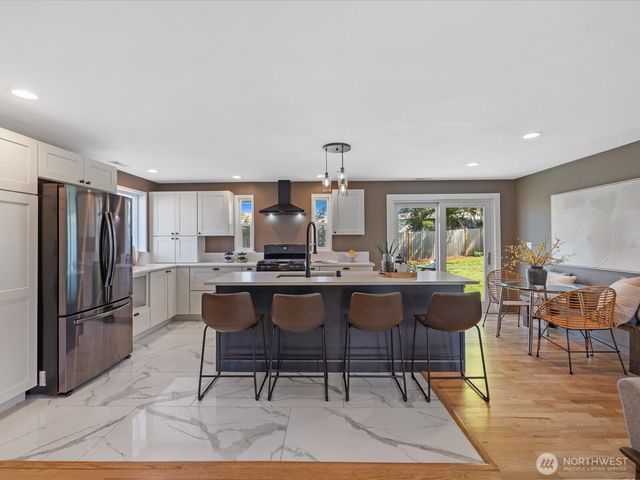 18014 110th Place SE, Renton, WA 98055