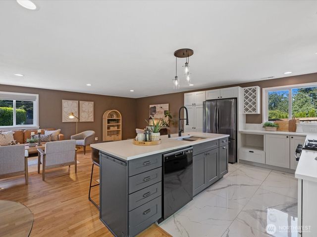18014 110th Place SE, Renton, WA 98055