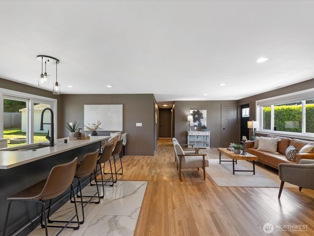 18014 110th Place SE, Renton, WA 98055