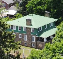 131 Church Street, Waynesville, NC 28786