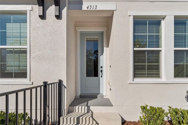 4313 ROUSH AVENUE, Orlando, FL 32803