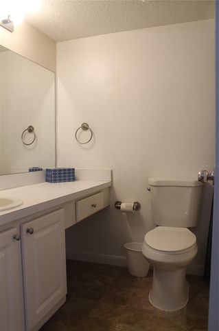 151 OYSTER BAY CIRCLE 200, Altamonte Springs, FL 32701