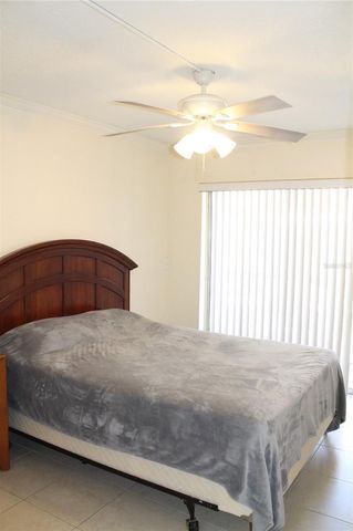 151 OYSTER BAY CIRCLE 200, Altamonte Springs, FL 32701