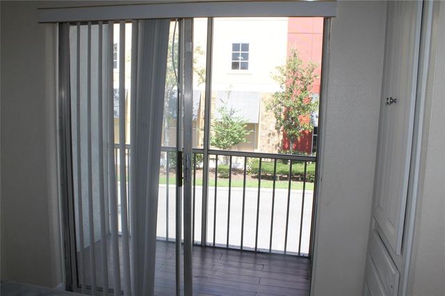 151 OYSTER BAY CIRCLE 200, Altamonte Springs, FL 32701