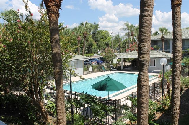 151 OYSTER BAY CIRCLE 200, Altamonte Springs, FL 32701